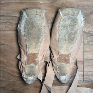 Ballerina pointe shoes – Nikolay Katya, size 5 XXXXX SS